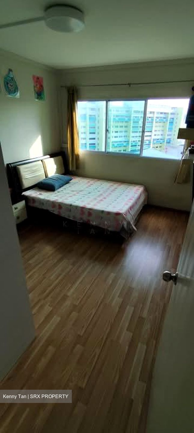 Blk 805 Woodlands Street 81 (Woodlands), HDB Executive #559730851